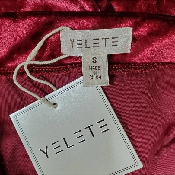 Yelete Velvet Burgundy Flare Leggings - Picture 3 of 6